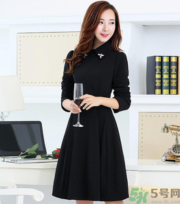 十月份可以穿裙子嗎？十月份穿什么衣服合適？