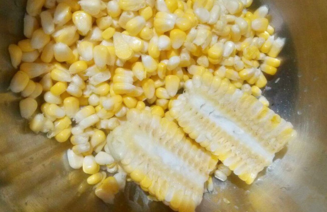 新鮮玉米怎么剝粒？怎么剝新鮮玉米？