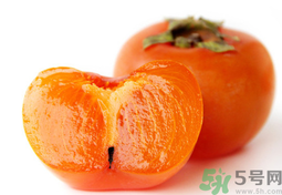 新鮮柿子皮可以吃嗎？吃了柿子皮怎么辦？