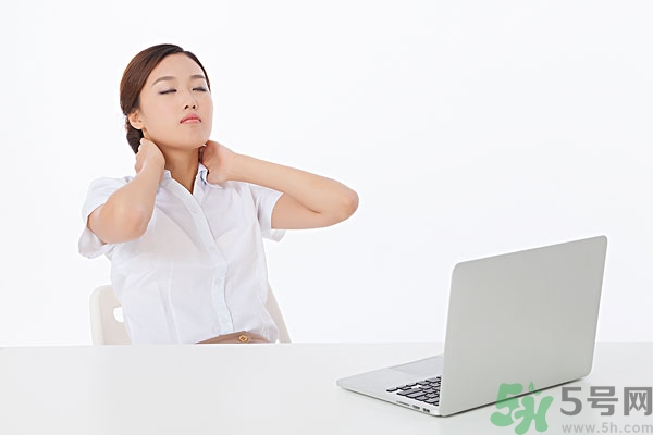 太累了會(huì)不會(huì)導(dǎo)致月經(jīng)退后？太累會(huì)導(dǎo)致月經(jīng)推遲嗎