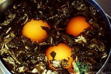 艾葉煮雞蛋有什么作用？痛經(jīng)能吃艾葉煮雞蛋嗎？