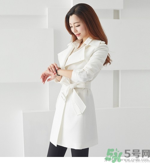 十月份可以穿風(fēng)衣嗎？風(fēng)衣什么時候穿？