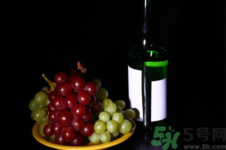 紅酒開瓶后能放多久？開瓶后的葡萄酒能放多久？