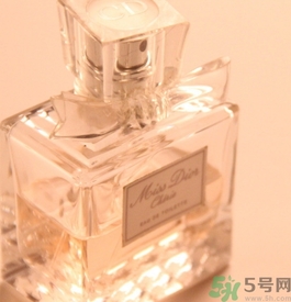 夜巴黎香水現(xiàn)在有嗎？夜巴黎香水哪里買？