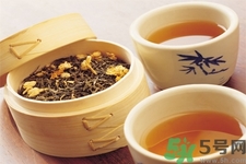 茶垢對身體有害嗎？茶垢到底是養(yǎng)生還是危害健康？