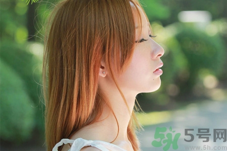 去醫(yī)院打耳洞掛什么科？去醫(yī)院打激光耳洞多少錢？