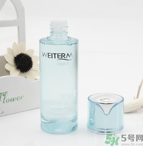 柔膚水是爽膚水嗎？柔膚水和爽膚水的區(qū)別