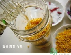 桂花酒可以加蜂蜜嗎？桂花酒可以和蜂蜜一起吃嗎？