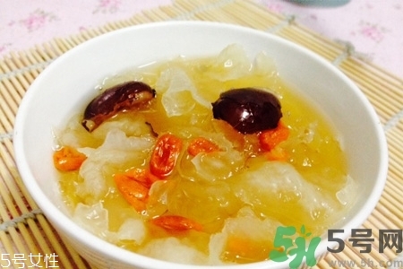 冬天喝什么湯？冬天喝什么湯能暖身體？