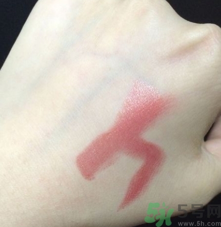 mac魅可人魚姬口紅多少錢？mac人魚姬口紅試色