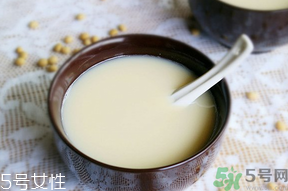 早上喝豆?jié){有什么好處？早上喝豆?jié){會(huì)胖嗎？