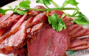鹵牛肉用牛的哪個(gè)部位？鹵牛肉用什么肉？