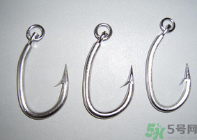 釣鯽魚用幾號(hào)鉤？釣鯽魚用什么鉤型的魚鉤？
