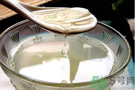 寶寶咳嗽喝大蒜水有用嗎？小孩咳嗽能喝大蒜水嗎？