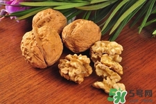 吃核桃會(huì)上火嗎？吃核桃為什么會(huì)上火？