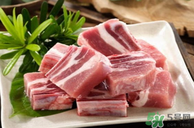吃排骨有什么好處？吃排骨可以補(bǔ)鈣嗎？