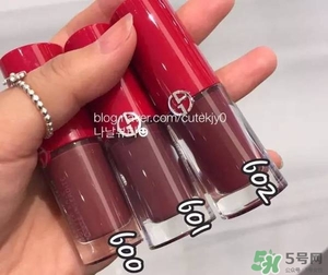 阿瑪尼小胖丁唇釉哪個色最火？阿瑪尼小胖丁唇釉保留了紅管的哪個色？