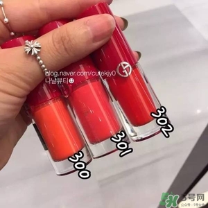 阿瑪尼小胖丁唇釉哪個色最火？阿瑪尼小胖丁唇釉保留了紅管的哪個色？