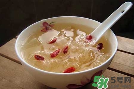 銀耳紅棗湯能天天吃嗎？銀耳紅棗湯每天吃有什么好處？