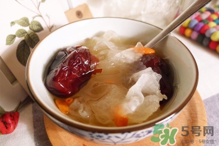 小孩能吃銀耳紅棗湯嗎？寶寶可以喝銀耳紅棗湯嗎？