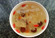 銀耳紅棗湯怎么做最正宗好吃？銀耳紅棗湯怎么做補(bǔ)血養(yǎng)顏？