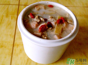 吃完鴨肉可以喝牛奶嗎？鴨肉和牛奶能一起吃嗎？