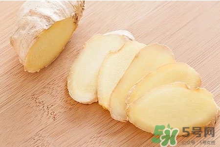 生姜水能洗頭發(fā)嗎？姜湯洗頭發(fā)有什么好處？