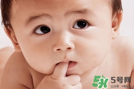 父母?jìng)€(gè)子不高孩子能長(zhǎng)高嗎？父母都矮孩子一定矮嗎？