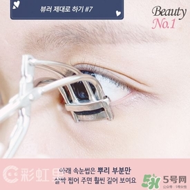 睫毛夾怎么用？睫毛夾的使用方法