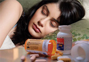 安眠藥和酒一起吃會死嗎？安眠藥和酒一起吃會中毒嗎？
