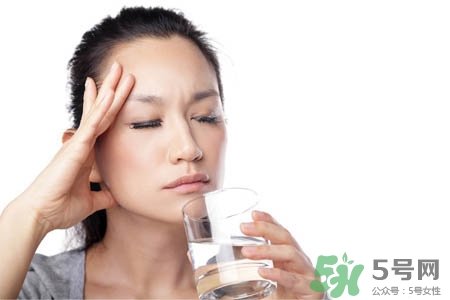 女人血?dú)獠蛔愕谋憩F(xiàn)有哪些？女人血?dú)獠蛔阍趺崔k？