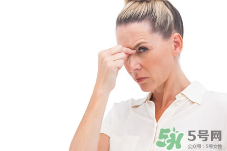 女人血?dú)獠蛔愕谋憩F(xiàn)有哪些？女人血?dú)獠蛔阍趺崔k？