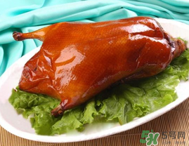 ?烤鴨和柿子能一起吃嗎？吃完烤鴨能吃柿子嗎？