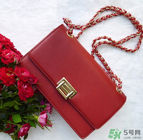 ck包包是什么檔次？ck包包價(jià)格一般多少錢(qián)？