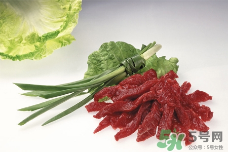 生肉放冰箱能放多久？生肉能在冷藏放多久？