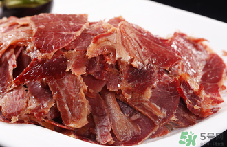 熟羊肉可以冷凍嗎？熟牛肉放冷藏還是冷凍？