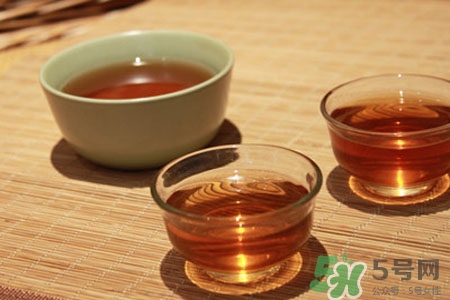 冬天喝菊花茶好嗎？冬天喝菊花茶加枸杞好嗎？