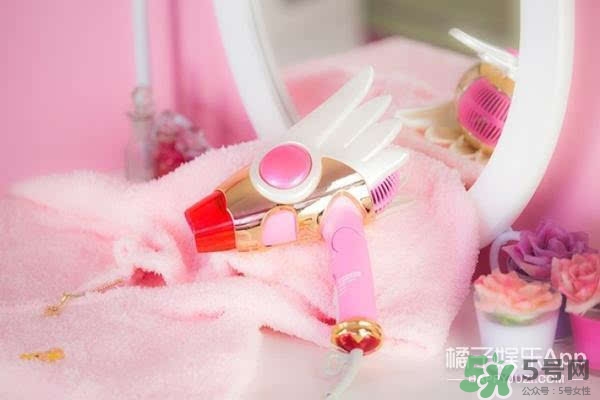 魔卡少女櫻魔杖吹風(fēng)機(jī)多少錢(qián)？魔卡少女櫻吹風(fēng)機(jī)哪里買(mǎi)？