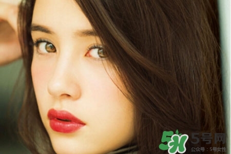 冬天適合什么顏色的口紅？冬天涂什么顏色口紅好看？