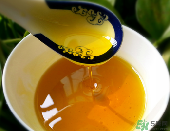 菜籽油好還是花生油好？菜籽油和花生油哪個(gè)好？