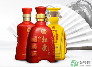 白酒可以帶上飛機嗎？飛機可以托運白酒嗎？