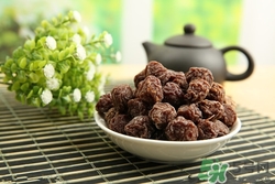 話(huà)梅和牛奶能一起吃嗎?一起吃會(huì)中毒嗎