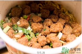 日清杯面謎肉祭多少錢？合味道謎肉祭的謎肉是什么肉？