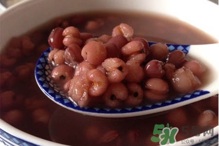 冬天可以喝紅豆薏米粥嗎？冬天喝紅豆薏米粥好嗎？