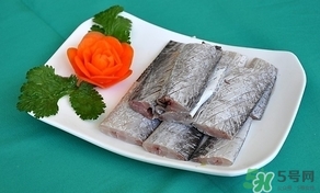 帶魚(yú)上的白色要去掉嗎？帶魚(yú)上的白色能吃嗎？