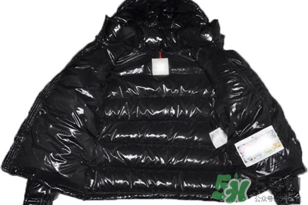 羽絨服和沖鋒衣哪個(gè)保暖？沖鋒衣保暖還是羽絨服保暖？