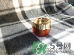 雅詩蘭黛紅石榴適合什么年齡？雅詩蘭黛紅石榴系列適合年齡