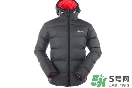 滾筒洗衣機(jī)能洗羽絨服嗎？滾筒洗衣機(jī)甩干羽絨服會(huì)爆炸嗎？