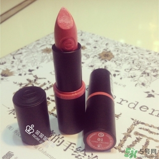 essence口紅怎么打開?essence口紅怎么轉出來?