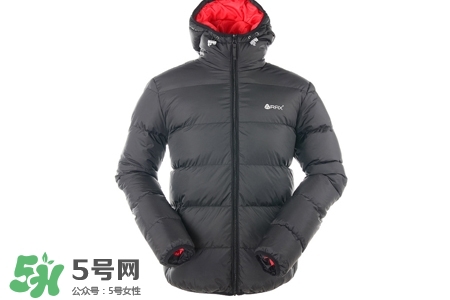 冬天穿皮衣和羽絨服哪個(gè)更保暖？冬天穿皮衣好還是羽絨服好？